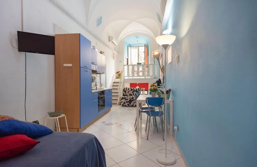 Bobbò house II, la finestra sugli scavi-1